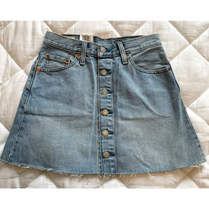 NWT Levi's Button Front Denim A-Line Mini Skirt Size 25 (retro y2k concert)